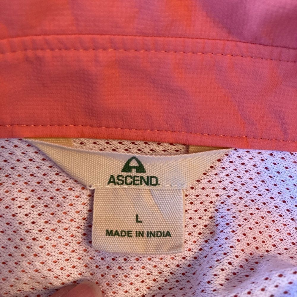 Ascend Coral Button-Up Outdoor Sport Shirt w/ netting lining and zip side pocket - Picture 14 of 15